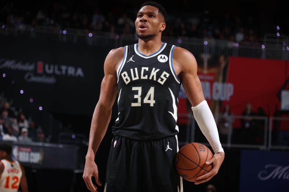 更与安切洛 更与安切洛