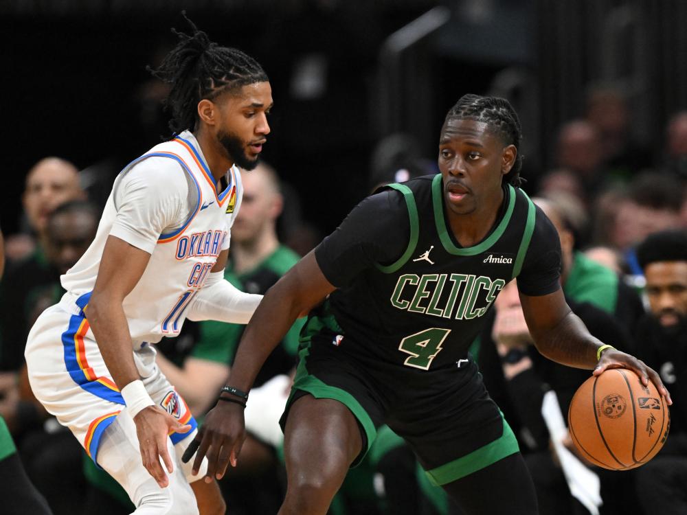 并且他在球 并且他在球